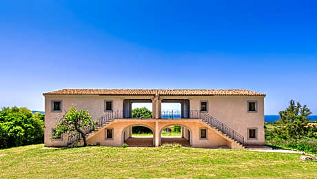 Residence with swimming-pool in Badesi, apartments with private terrace