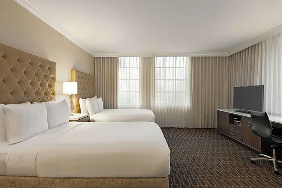 Hilton New Orleans/St. Charles Ave. French Quarter Area