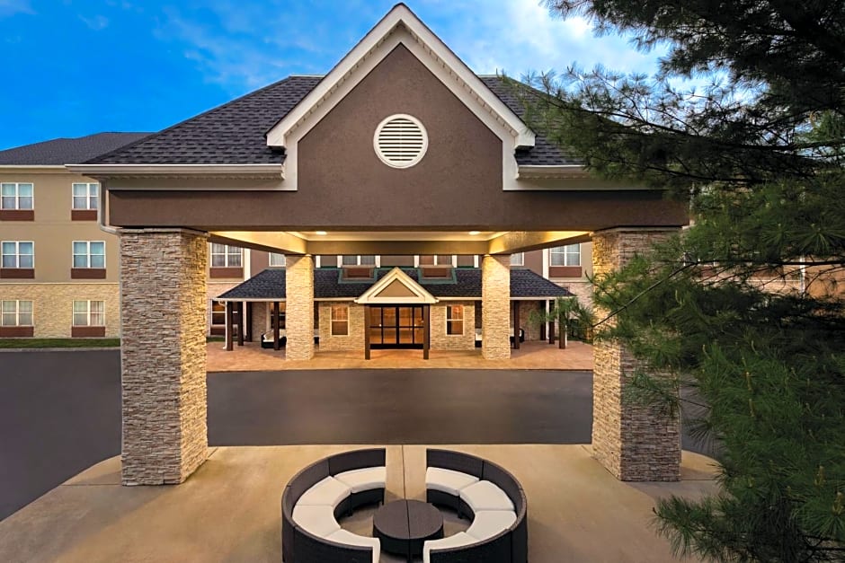 Country Inn & Suites by Radisson, Nashville Airport East, TN