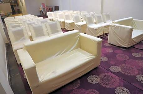 Hotel Virasat Palace