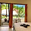 Castaway Surf Retreat