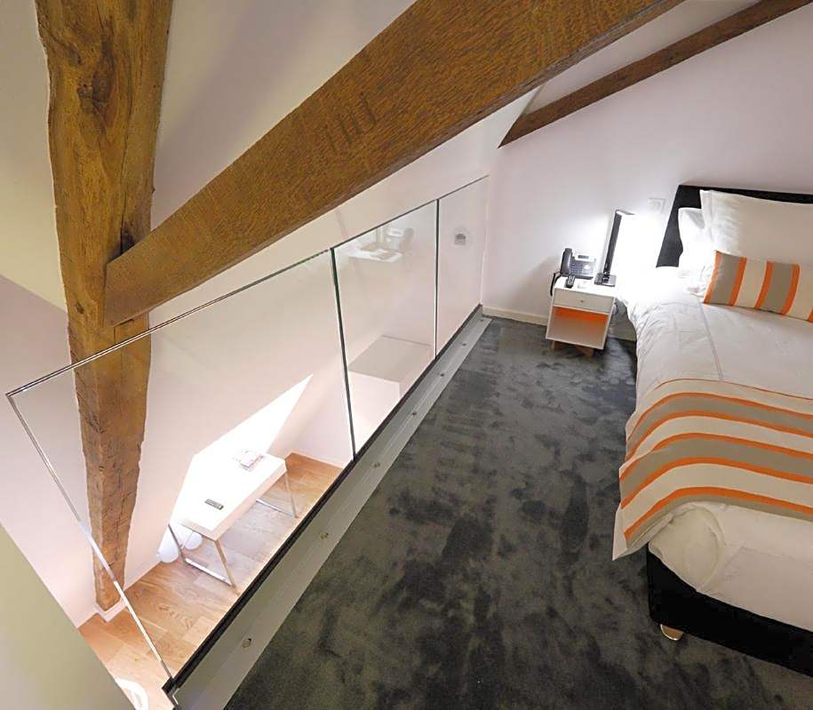 Les Maisons du Pont - Charme & Caractère