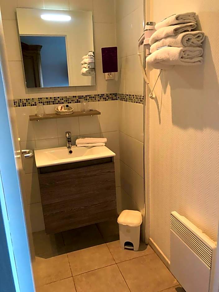 The Originals City, Hotel La Cour Carree, Le Treport Sud (Inter-Hotel)