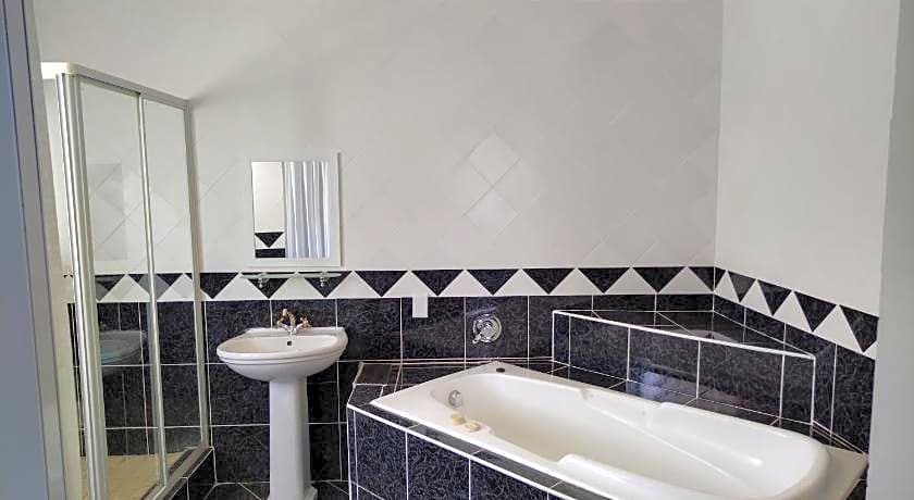 Blue Owl Guest House