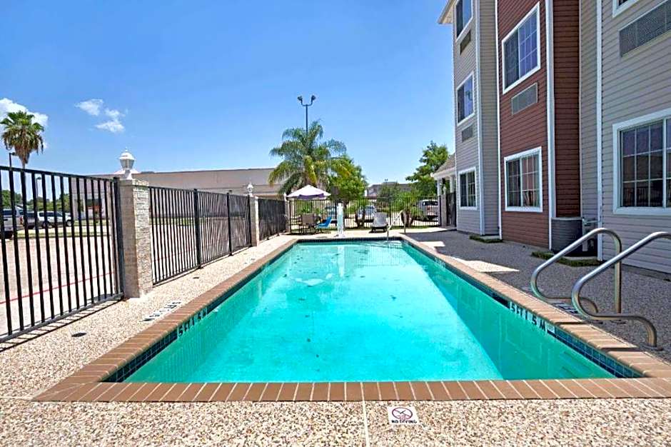 Microtel Inn & Suites By Wyndham Houston