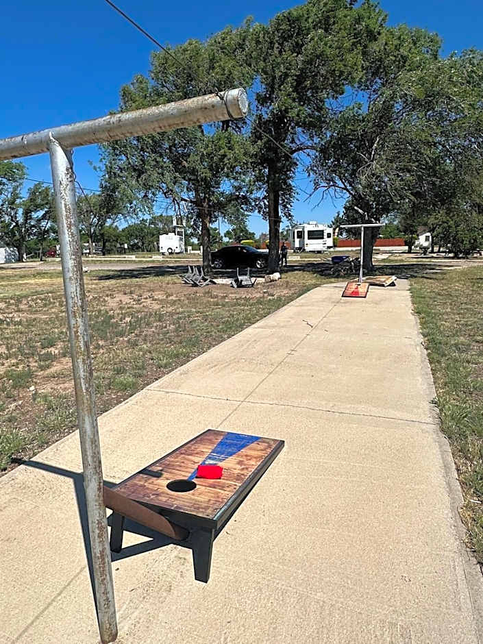 Apt 2- High Plains Lodge at Nomad Landing