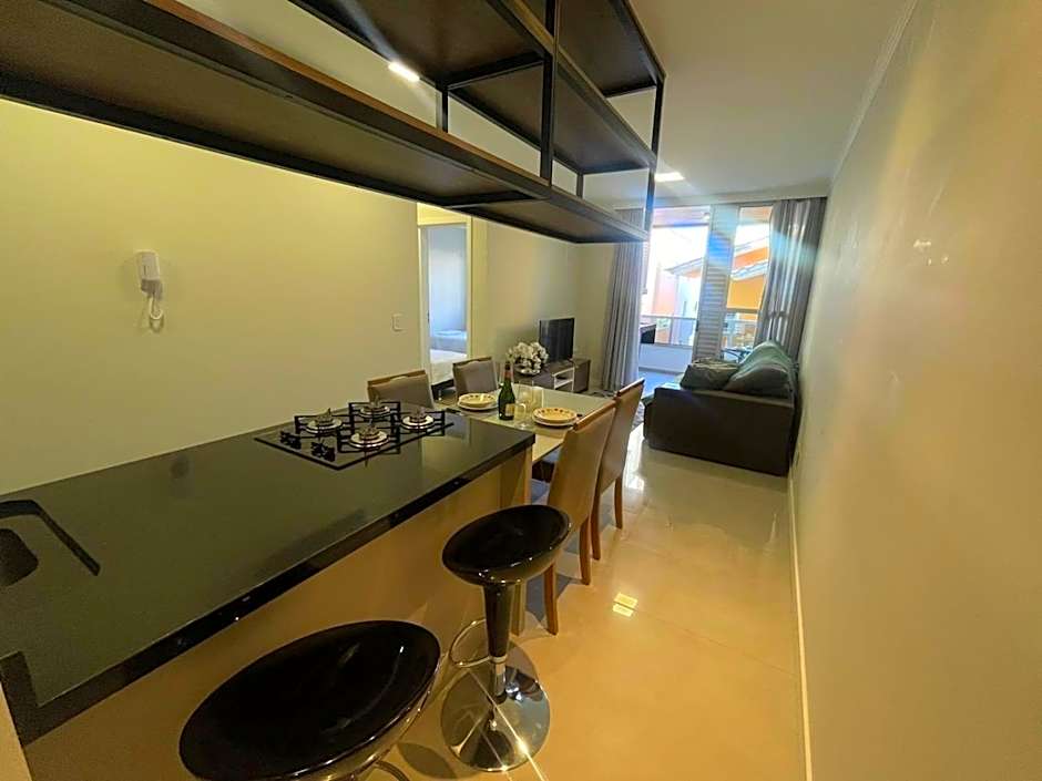 cód 67 - Excelente apartamento á 350m do mar!