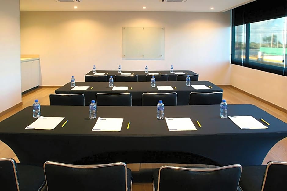 City Express by Marriott Reynosa