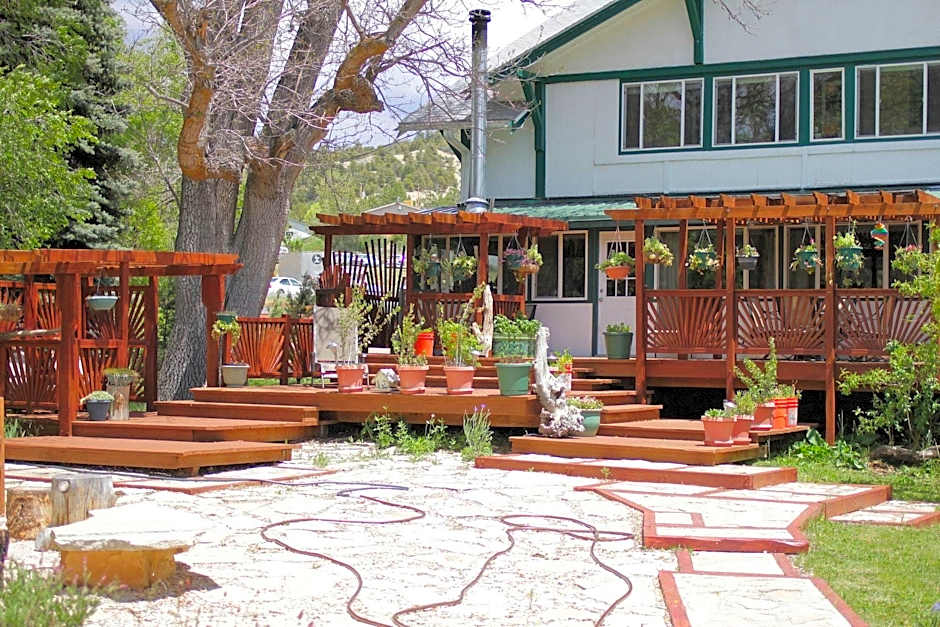 Historic Smith Hotel B&B