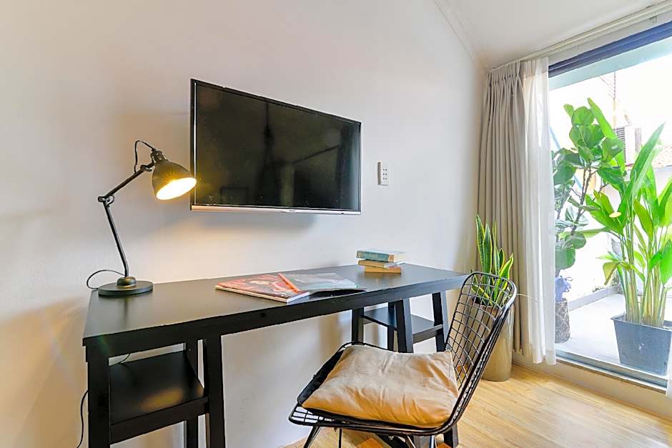 Leaf Signature Hotel - La Group