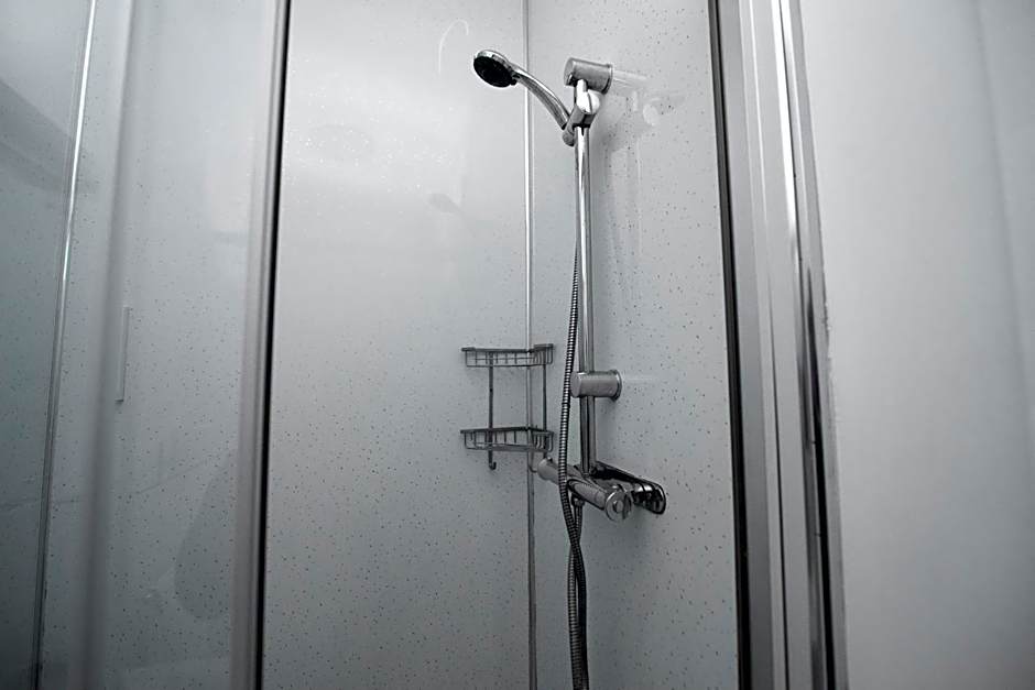 The Linden Leaf Rooms