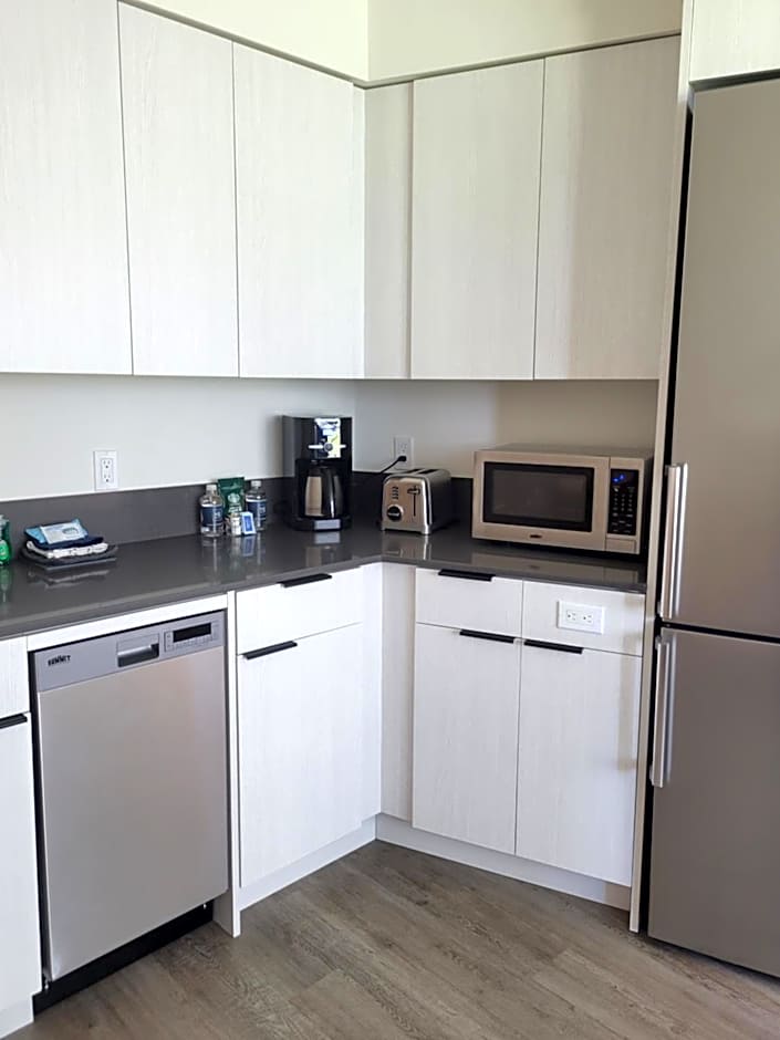 Marina Square Suites