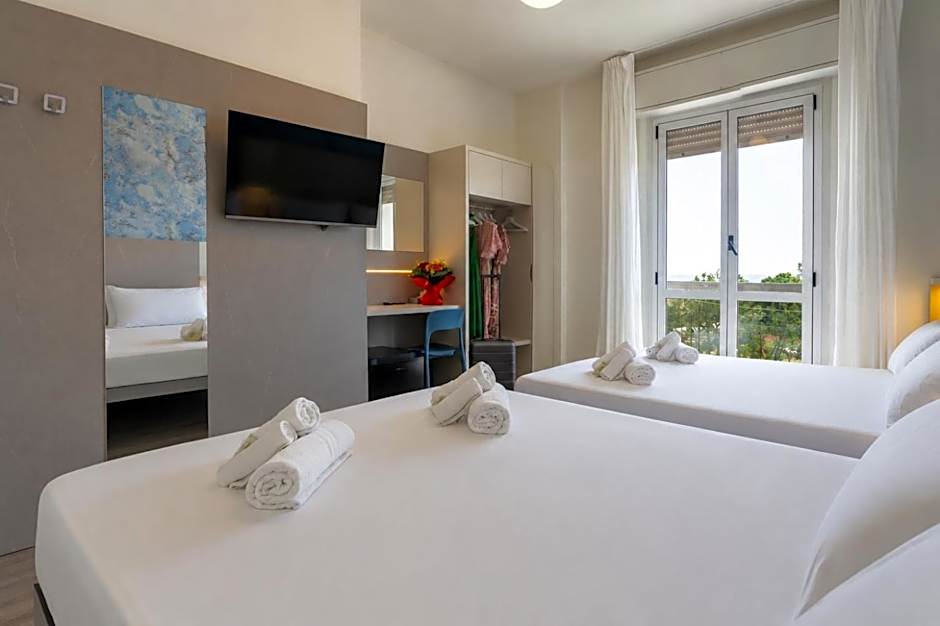 Hotel Airone