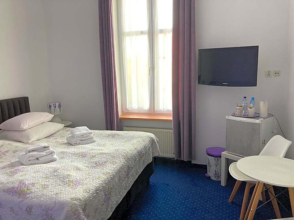Hotel Bella