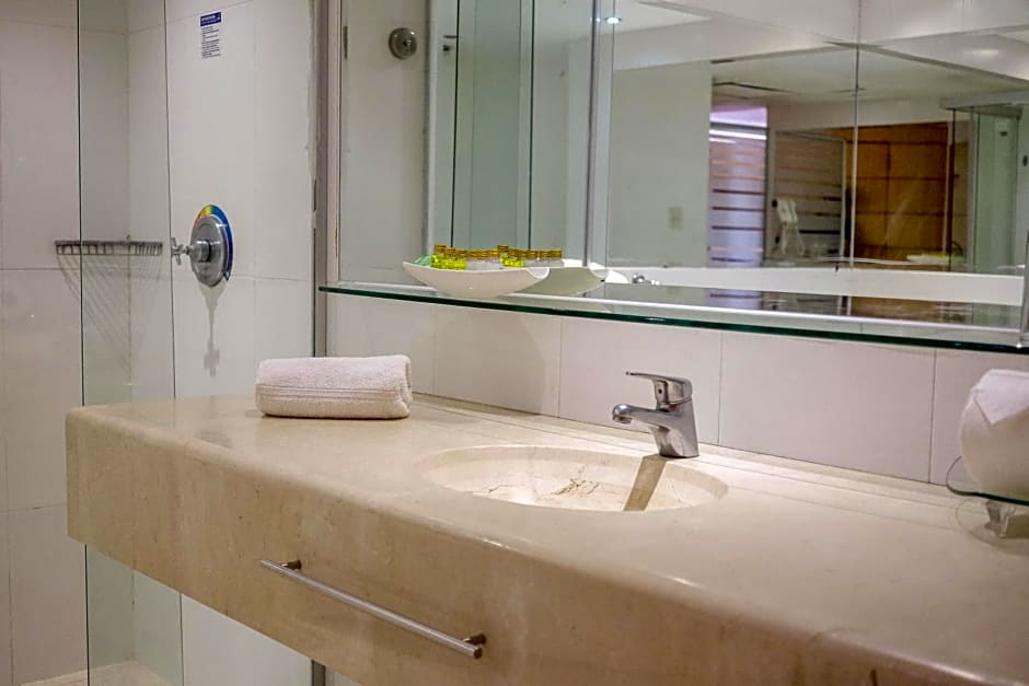 Senses Hotel Boutique Plaza