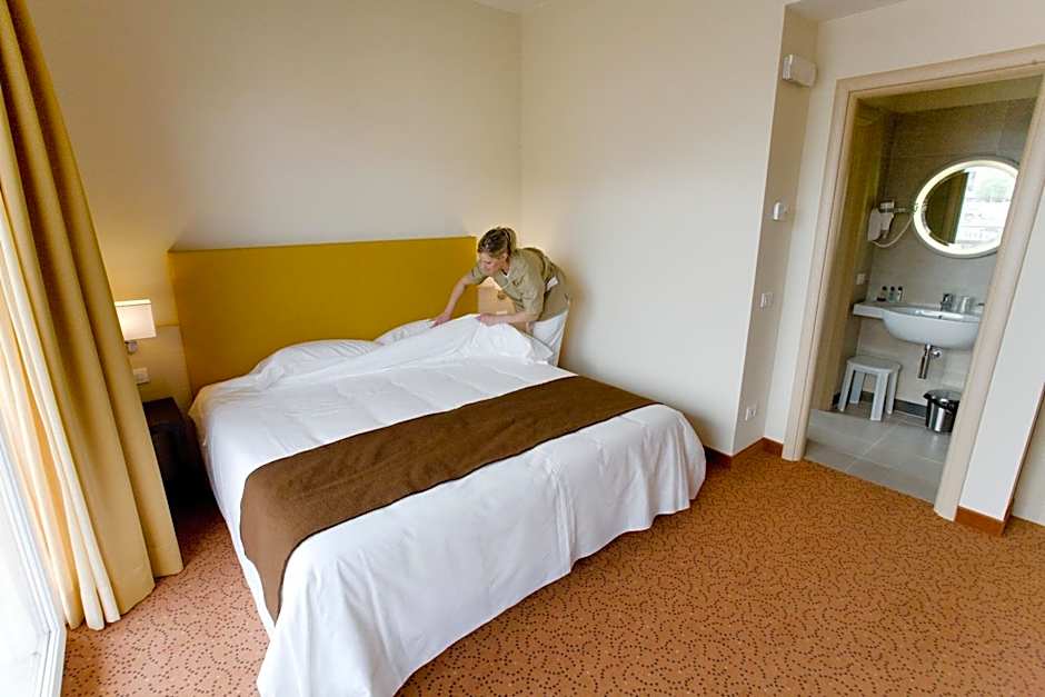 Regal Hotel & Residence