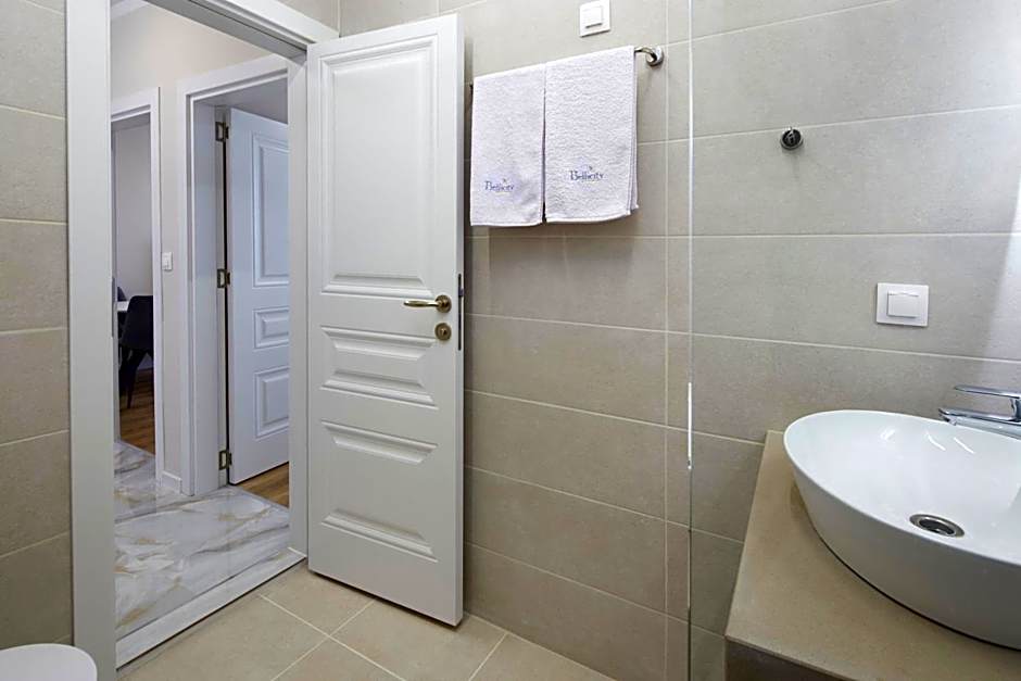 Bellicity Apart Complex