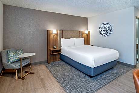 1 Queen Bed Executive Non-smoking