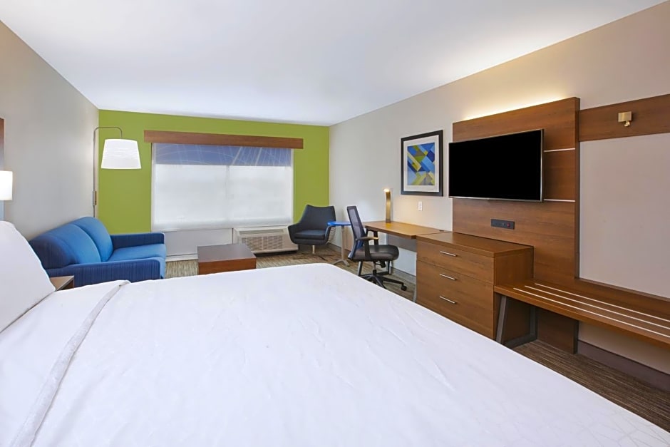 Holiday Inn Express & Suites Grand Rapids