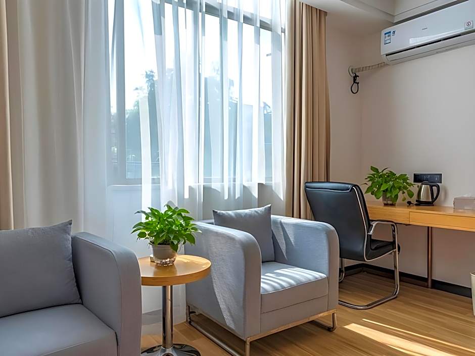 GreenTree Inn HePu Huanzhu South Road Transit Center Express Hotel