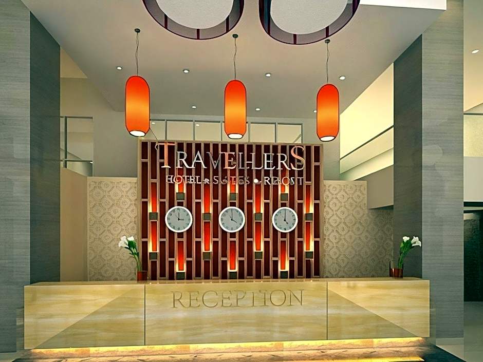 Travellers Hotel Phinisi