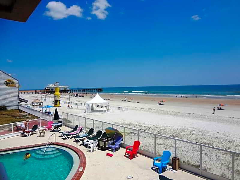 Roomba Inn & Suites Daytona Beach