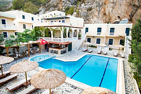 Kyra Panagia Hotel