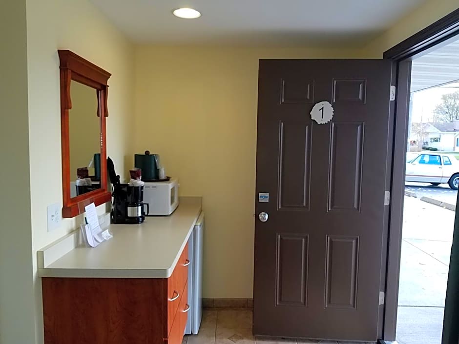 Black Hawk Motel & Suites