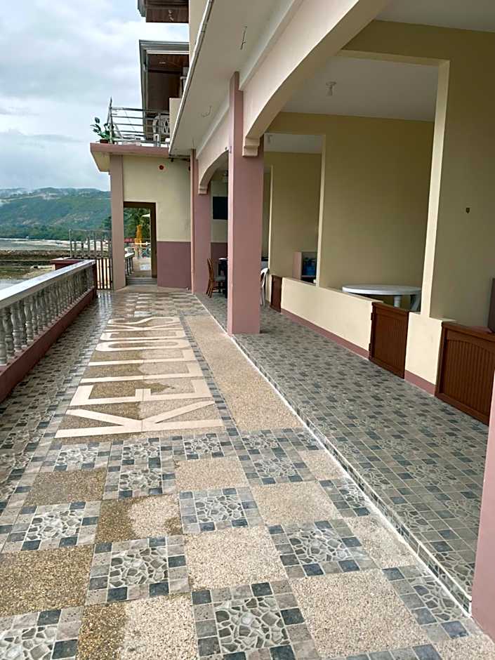 Kellocks' Seaview Apartelle