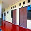 Super OYO 92437 Wahidin Guesthouse