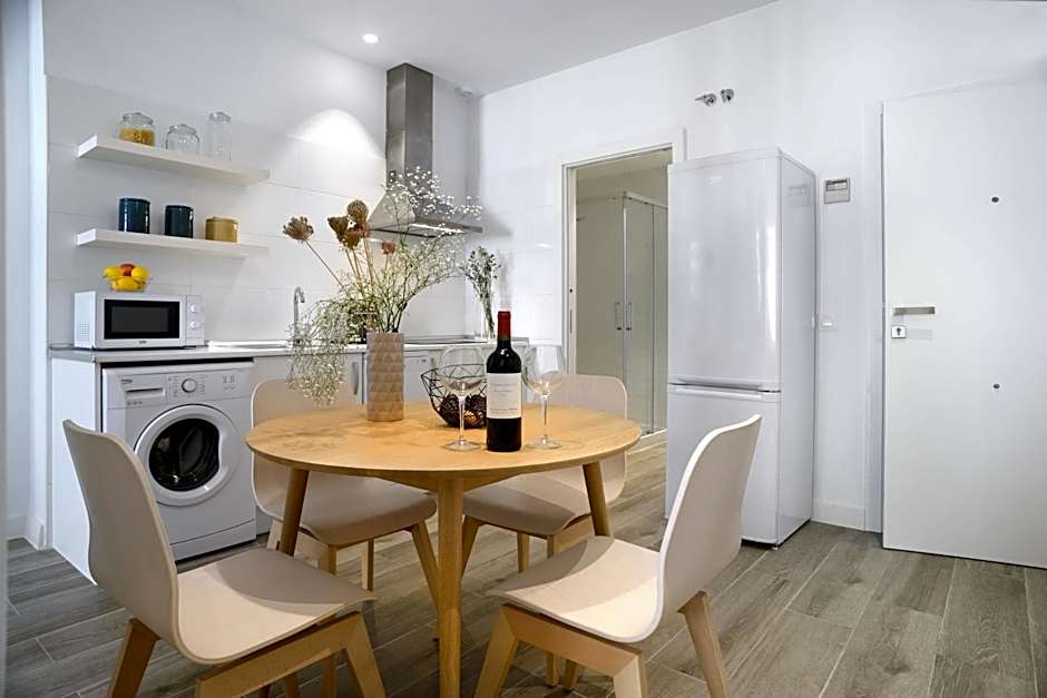 nQn Aparts & Suites Madrid