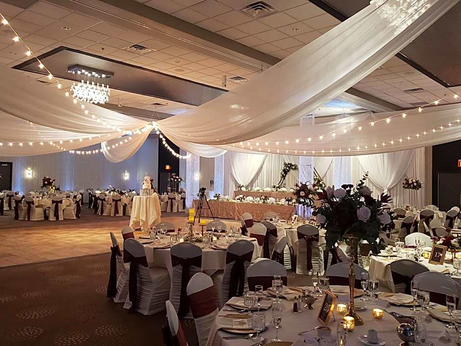 DoubleTree By Hilton Hotel Bloomington