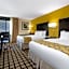 Baymont by Wyndham Queensbury/Lake George