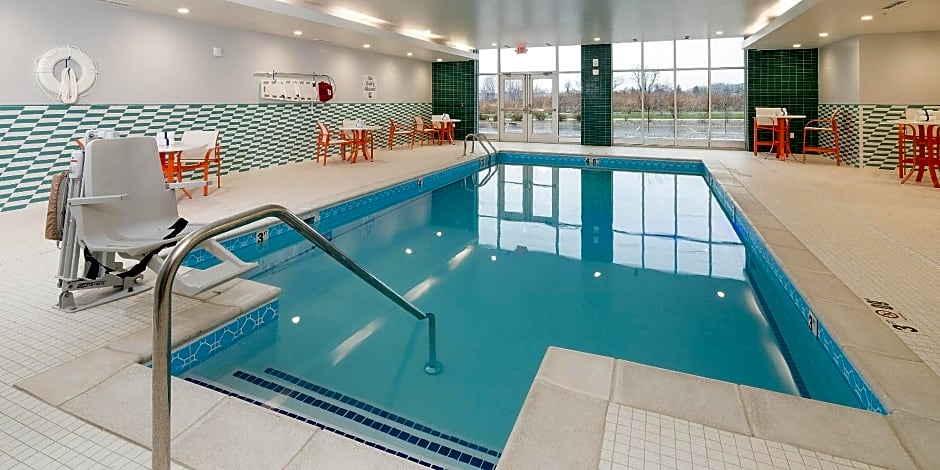 Holiday Inn & Suites - Detroit - Troy By IHG