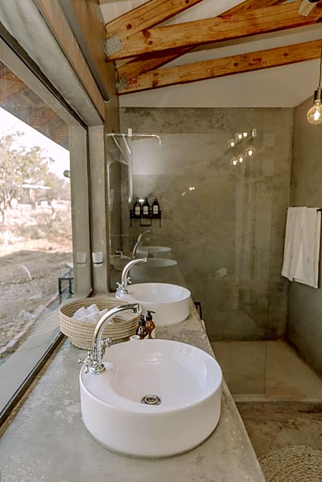 Minara Private Boutique Game Lodge