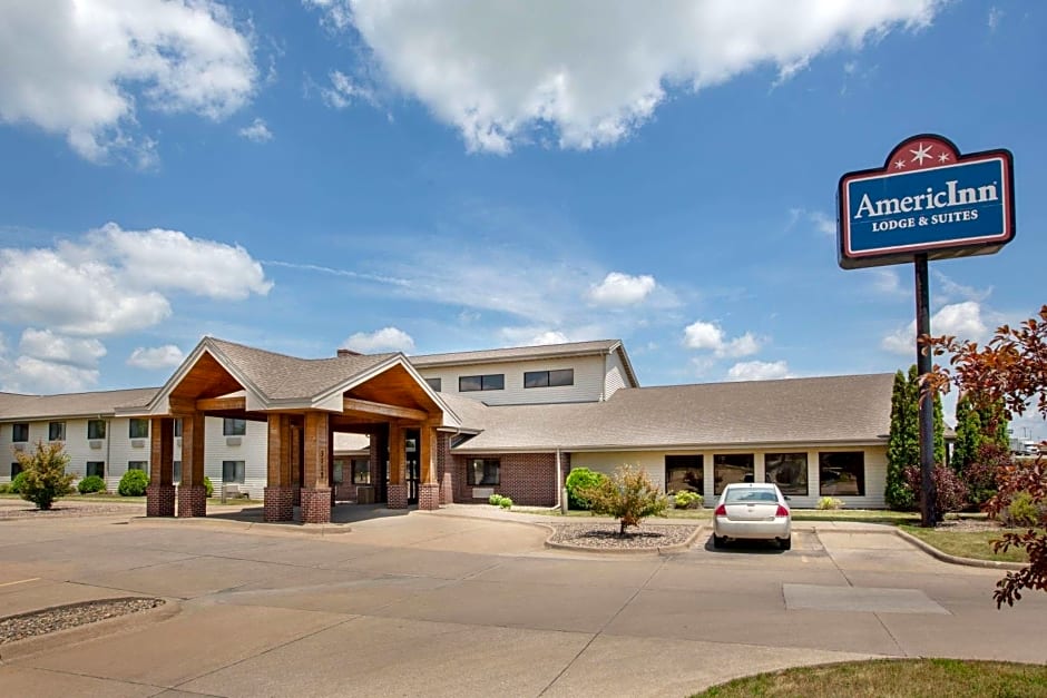 AmericInn by Wyndham Muscatine