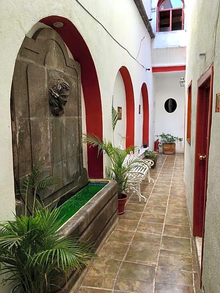 Hotel Rocinante