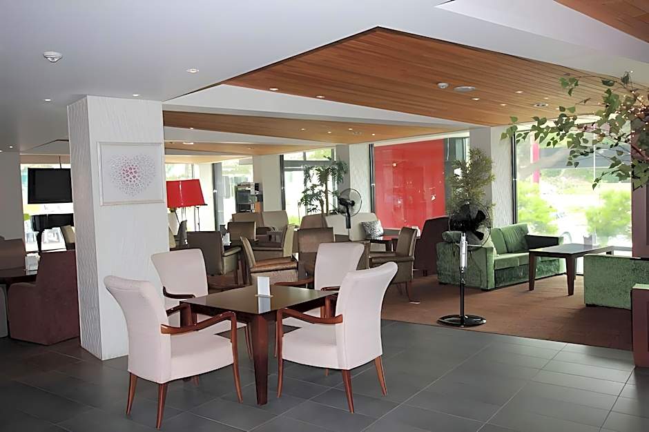 Gyeongpo Beach Hotel