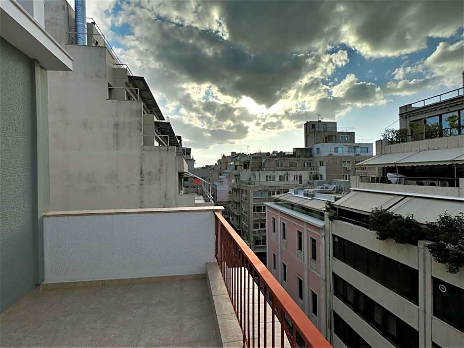 Achillion Hotel Piraeus