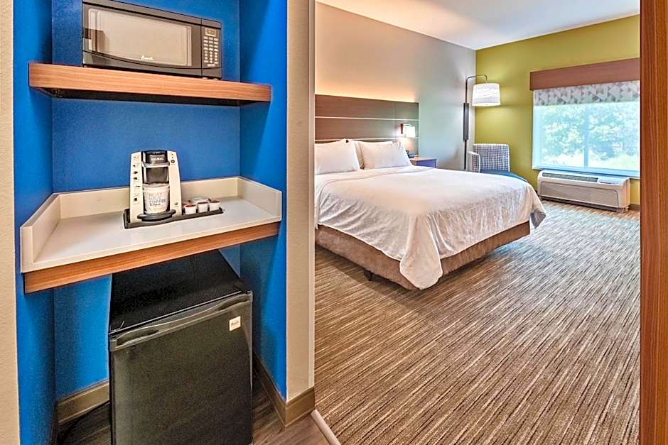 Holiday Inn Express Hotel & Suites Lake Zurich-Barrington By IHG