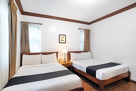 Superior One-Bedroom Apartment