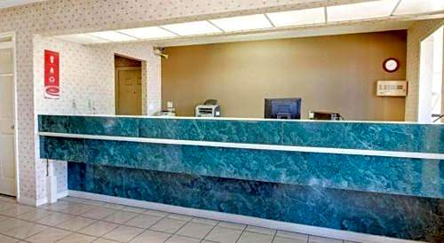 Econo Lodge Pearl - Jackson