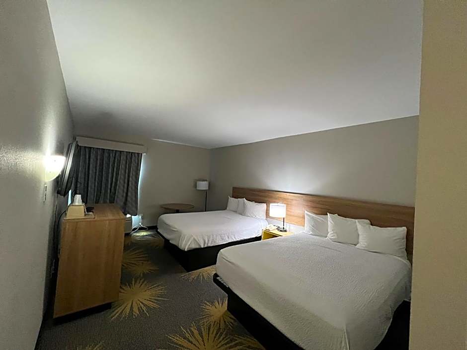 Days Inn by Wyndham LaPlace- New Orleans