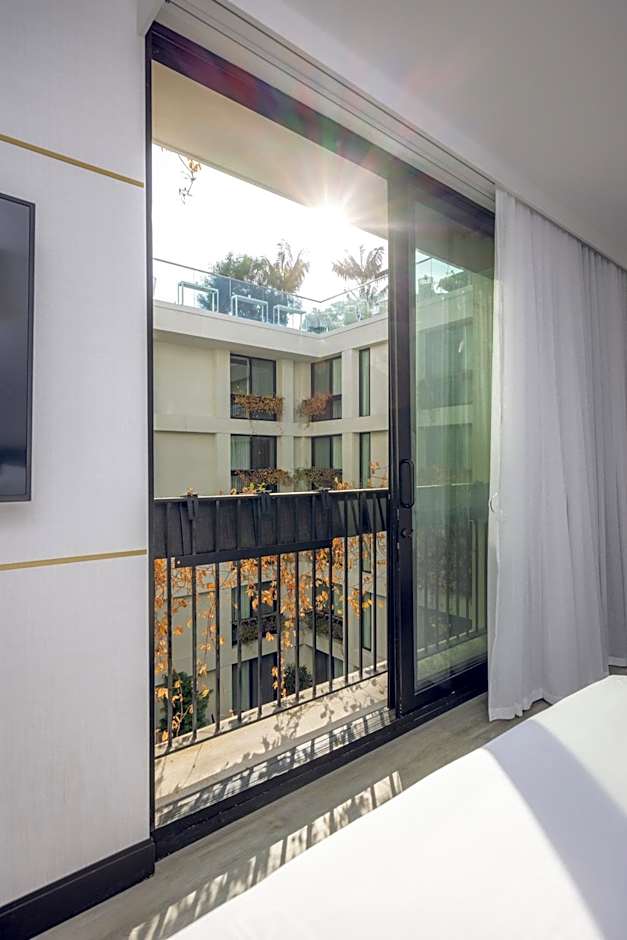 The Godfrey Hotel Hollywood