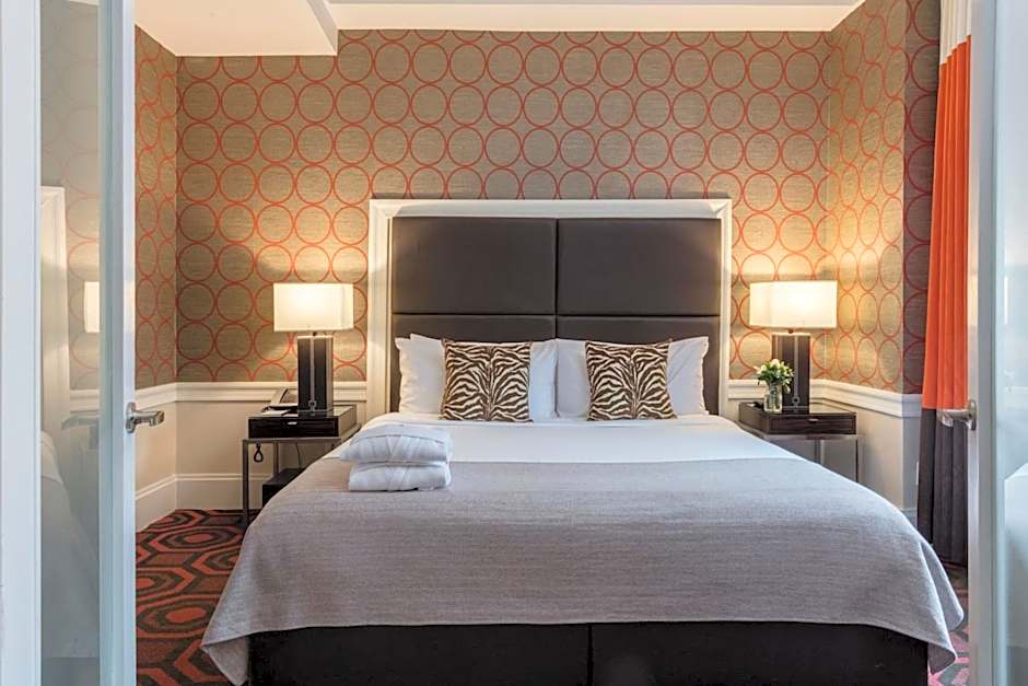 Photo 1 of 6 of Superior Suite