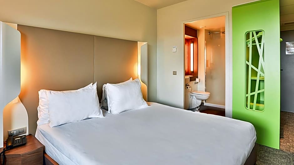 Campanile La Roche Sur Yon Centre Gare