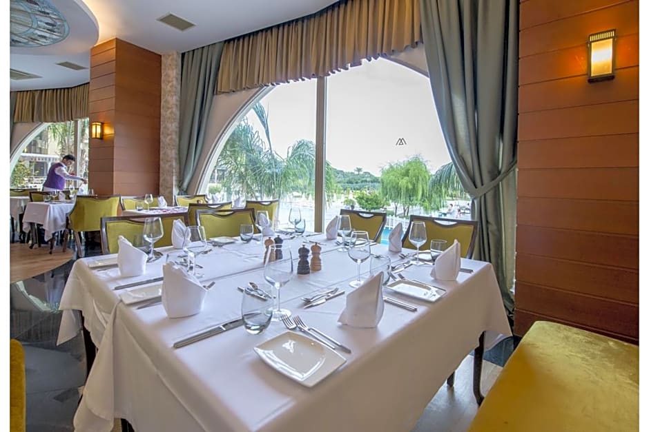 Crystal Prestige Pearl Collection