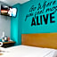 Radja Art and Boutique Hotel Simpang Lima