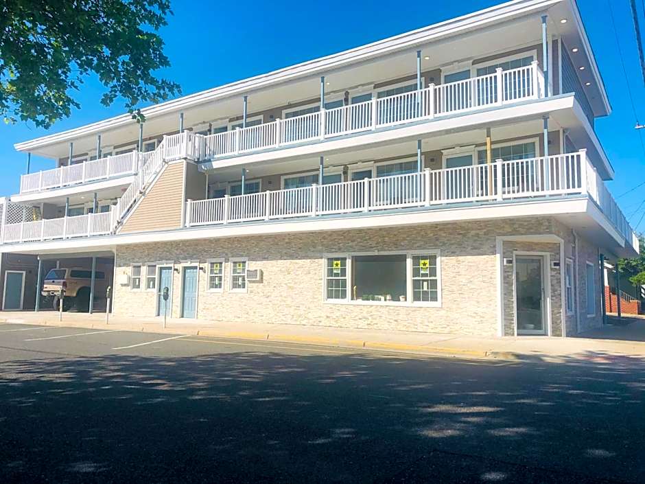 Coastal Sands Inn