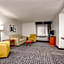 La Quinta Inn & Suites by Wyndham Atlanta Roswell